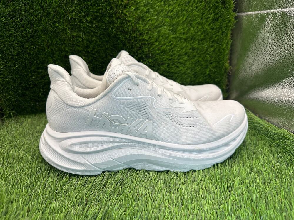 Hoka One One Clifton 10 1162030-WWH Athletic Sneaker Mens 10D White Jacquard Gym